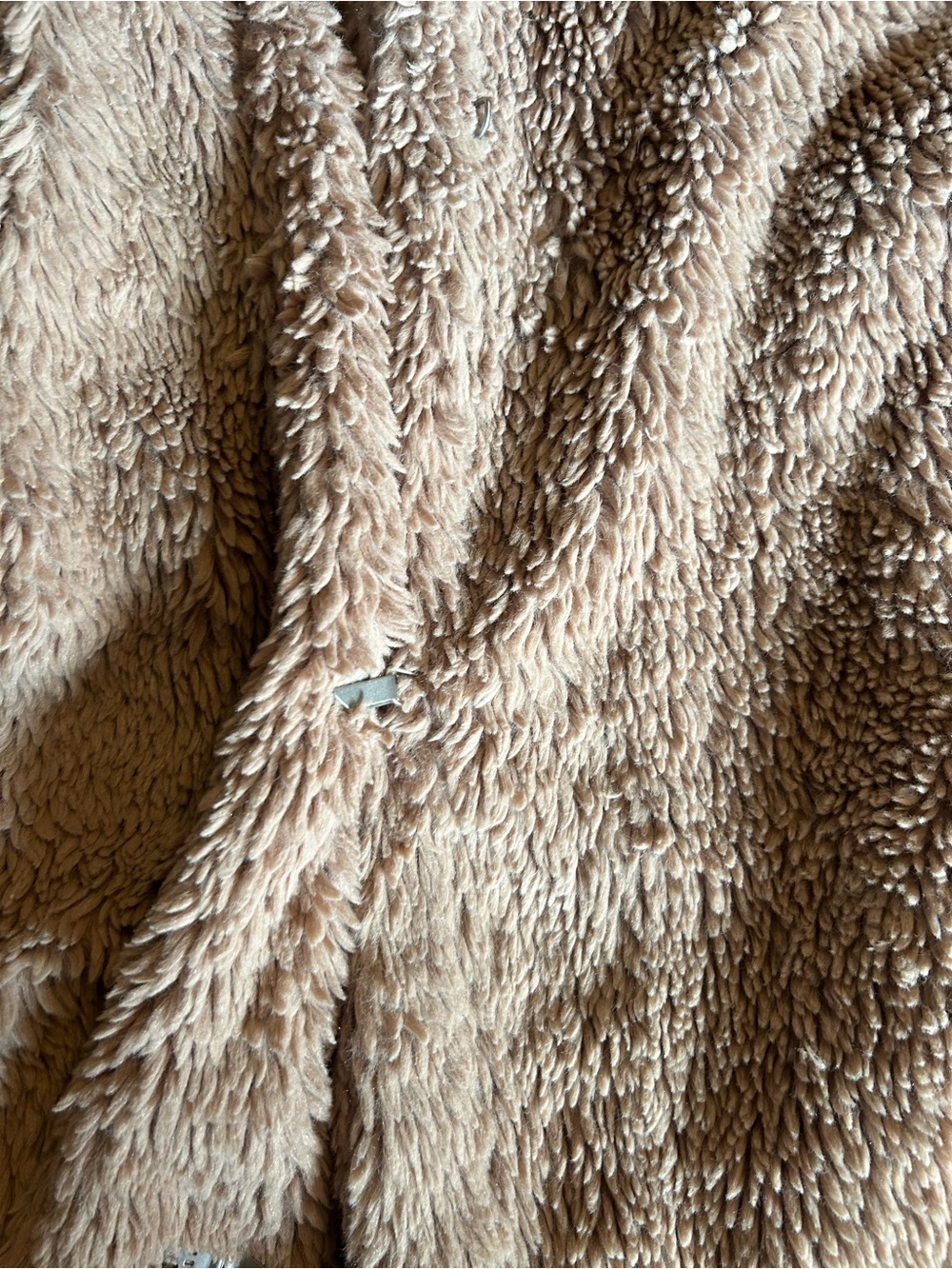 GAP Women's Plush Teddy Jacket in Light Tan - Picture 4 of 6